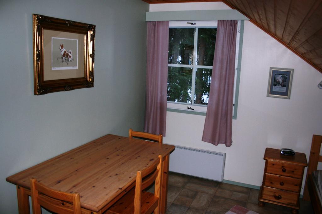 Hotel Lohijaerven Eraekeskus Lohijärvi Pokoj fotografie