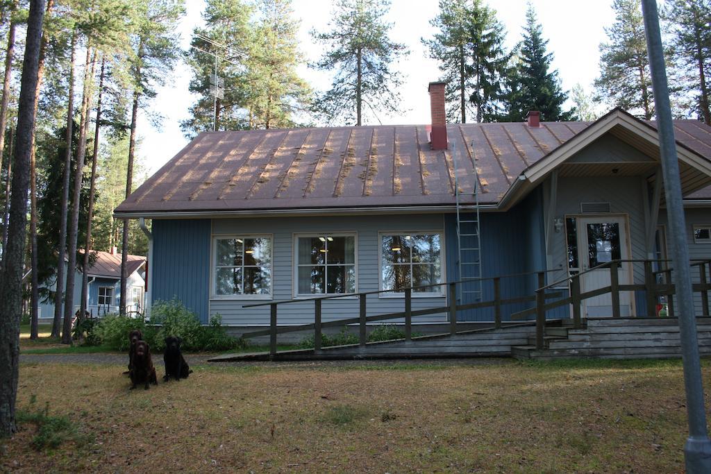 Hotel Lohijaerven Eraekeskus Lohijärvi Exteriér fotografie