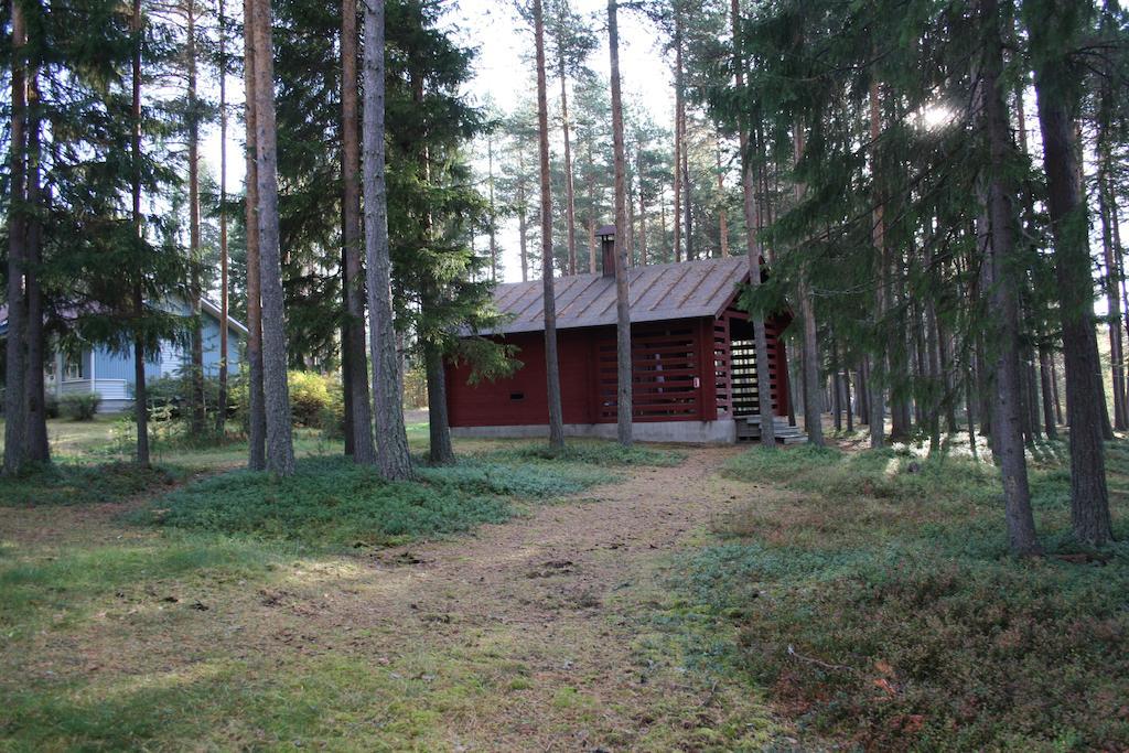 Hotel Lohijaerven Eraekeskus Lohijärvi Exteriér fotografie